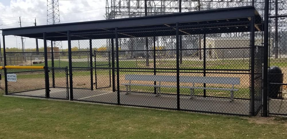 Black Chain Link Fencing for Pride Of Texas Fence Company in Brookshire, TX