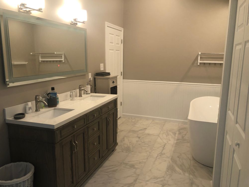 All Photos for Laura Mae Properties in Wolcott, CT