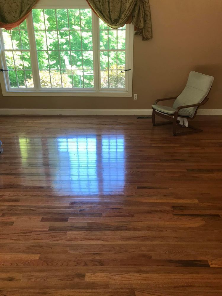 All Photos for Laura Mae Properties in Wolcott, CT