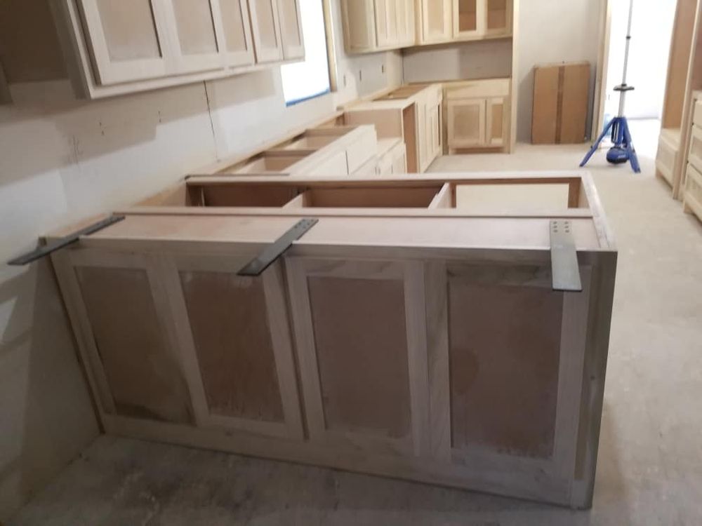 Cabinets for Legendary Custom Millworks LLC in Malvern, AR