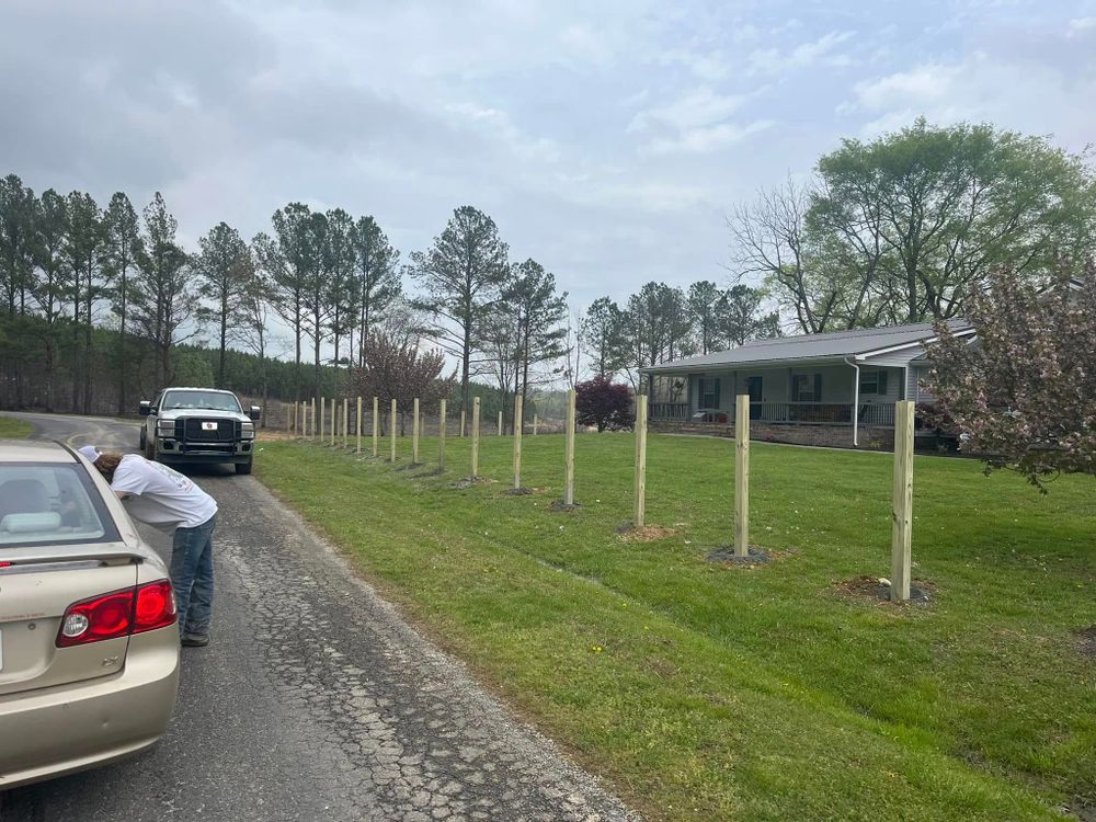 Fences for Browns' Fencing & Equipment in Fairmount, GA