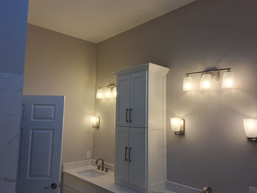 Kitchen & Cabinet Refinishing for Color Coats Painting in Chesterfield, VA