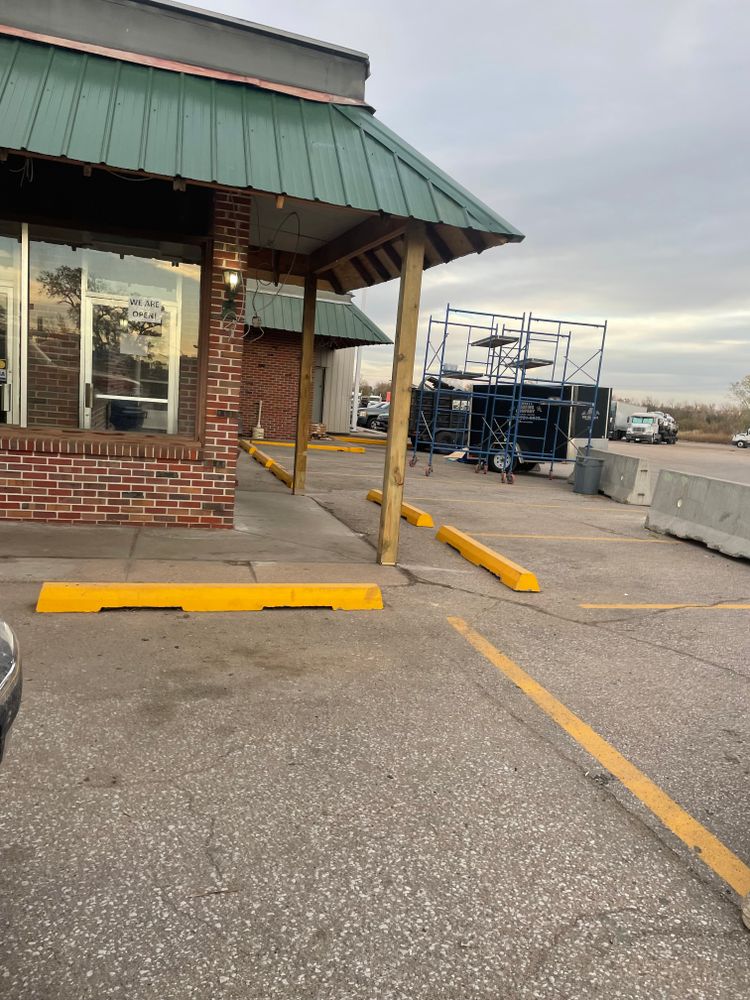 All Photos for The Gutter Man Seamless in Lexington, NE