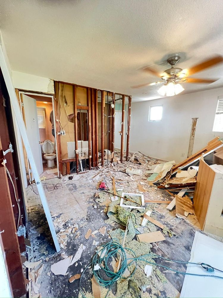 All Photos for Ferrer's Interiors in Centerton, AR