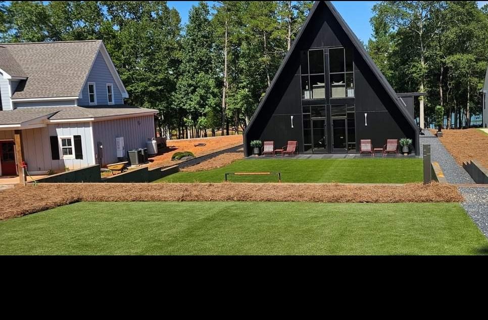 Grading for D&D Unlimited Landscaping in Hartwell, GA