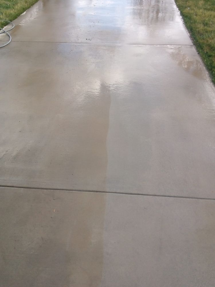 All Photos for MEAN KLEAN Pressure Washing in Knoxville, TN