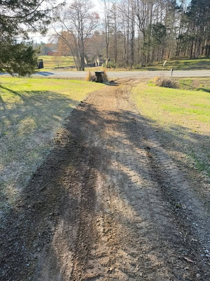 All Photos for Hunt’s Hauling & Landworks LLC in Danville, VA