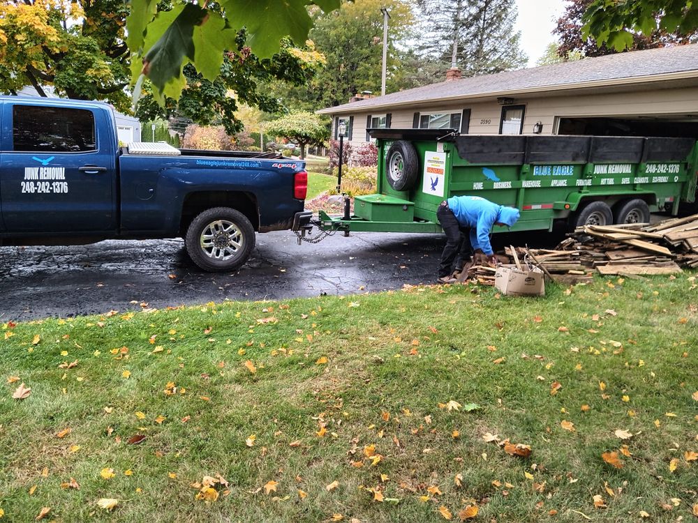 Haul Away for Blue Eagle Junk Removal in Oakland County, MI