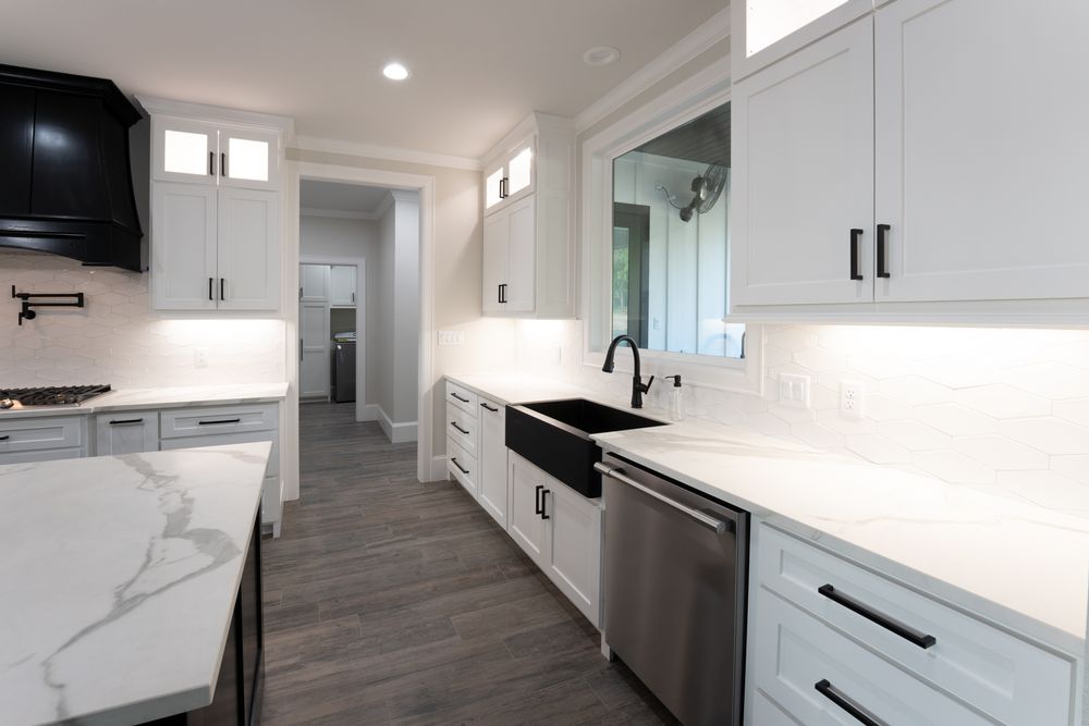 Kitchen for Neely Construction & Design LLC in Chandler, TX
