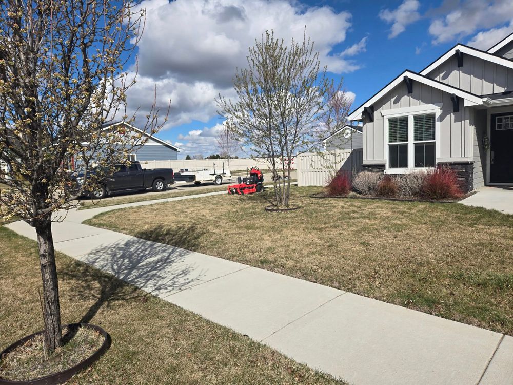 Mowing for Silvercut Lawncare in Star, ID
