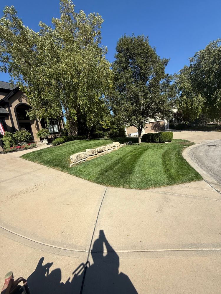 All Photos for Elite Lawn Care Solutions in Leavenworth, KS