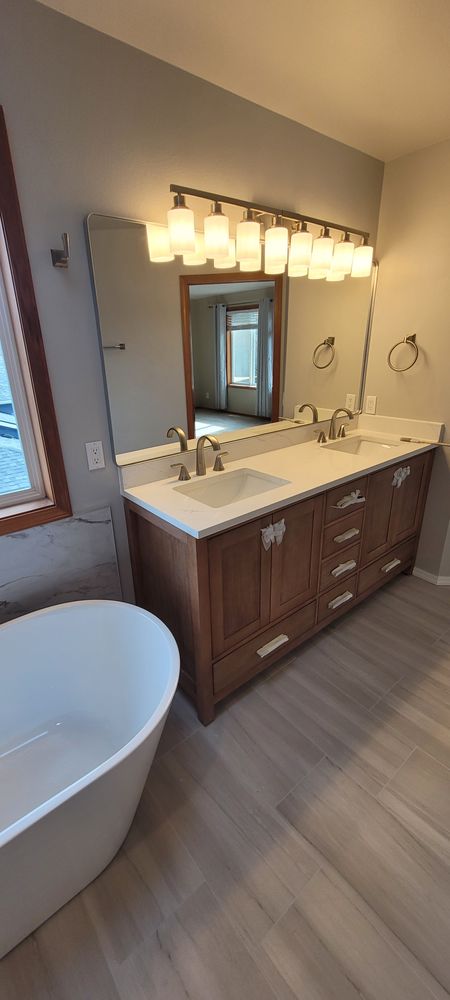 Bathroom remodels for Dawson Remodeling in Lake Stevens, WA