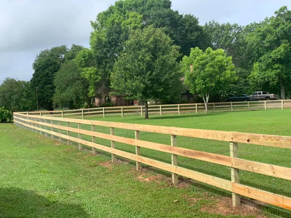 3 and 4 Board Fencing (optional wire added) for Pride Of Texas Fence Company in Brookshire, TX