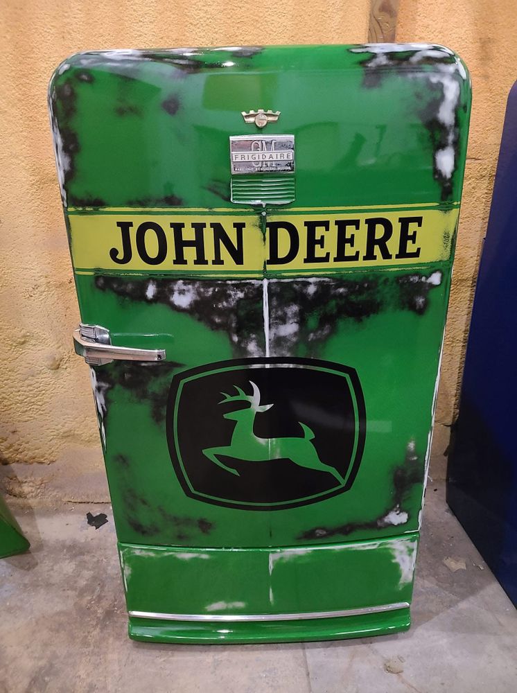 Vintage Refrigerator Projects for Wessels Custom Paint & Restoration in Bad Axe, MI