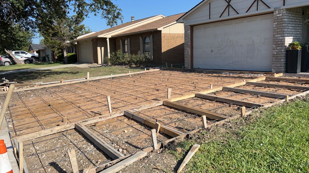 Driveways  for JM Concrete in Dallas, TX