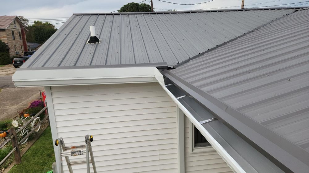 All Photos for Top Hand Roofing and Gutter in Pomeroy, OH