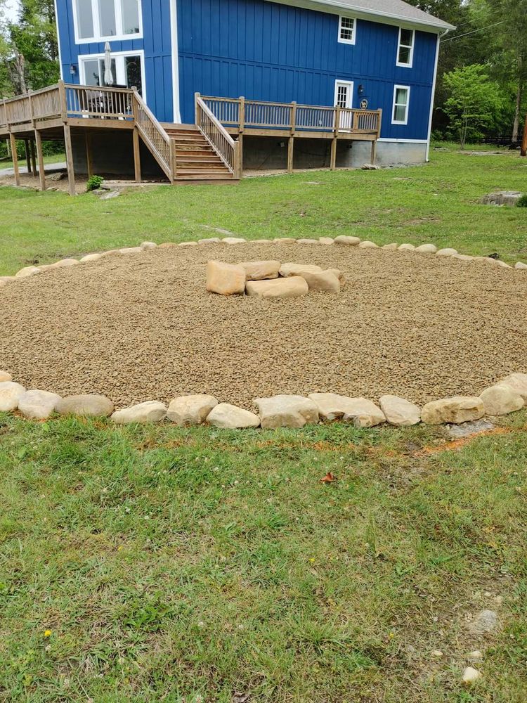 All Photos for Lafollette Mulch, Stone and Lawn Care in La Follette, TN