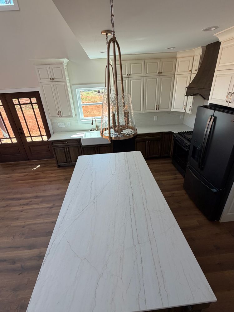 All Photos for Ridgeline Construction in Hiddenite, NC