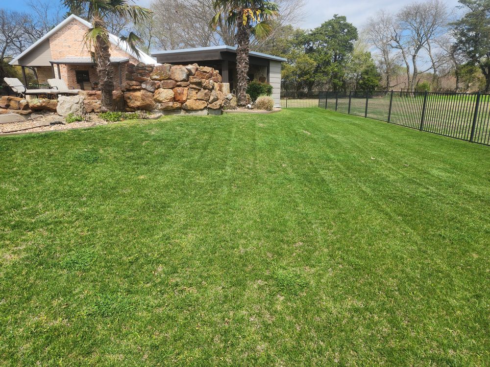 All Photos for Ornelas Lawn Service in Lone Oak, Texas