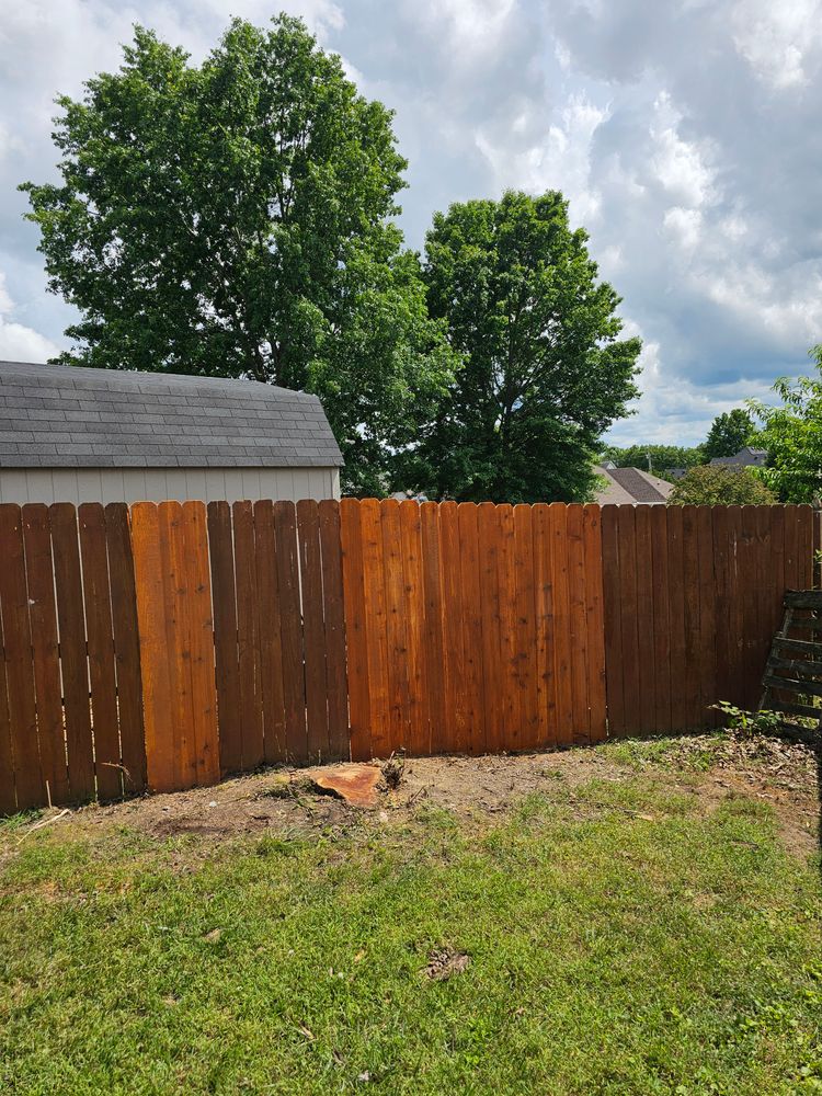 Privacy Fencing Repair for Lawnscapers TN in White House, TN