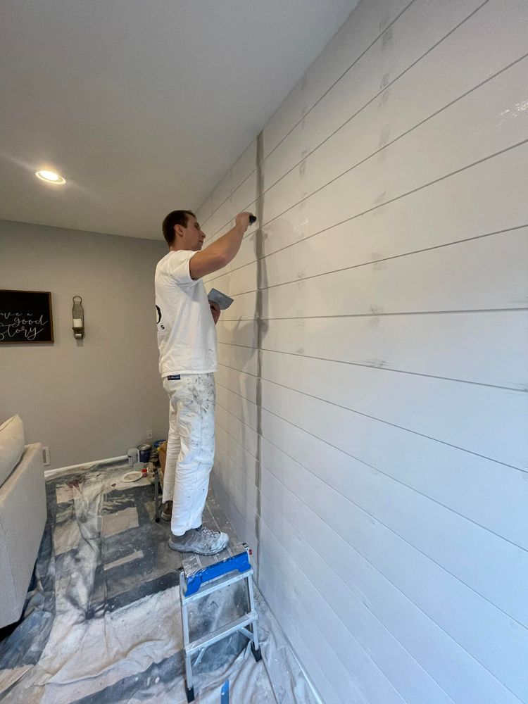 Interior Painting for Completely Covered Painting Co. in 
Warrenville,  IL