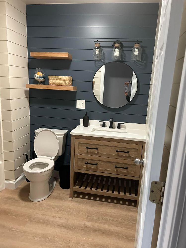 All Photos for Laura Mae Properties in Wolcott, CT