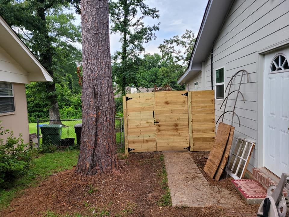 All Photos for Pine Belt Fence in Hattiesburg, MS