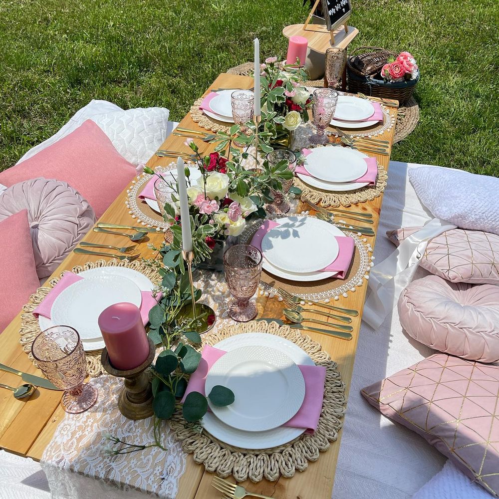 Luxury Picnic for Pink Tree Picnic in Bethel, CT