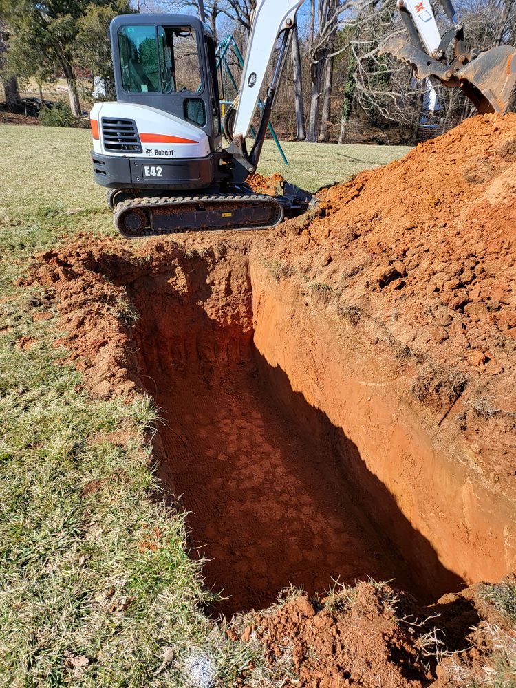 We offer new septic system installation services for both contractors and homeowners. for Pro-Trax Septic and Excavating in Walkertown,  NC