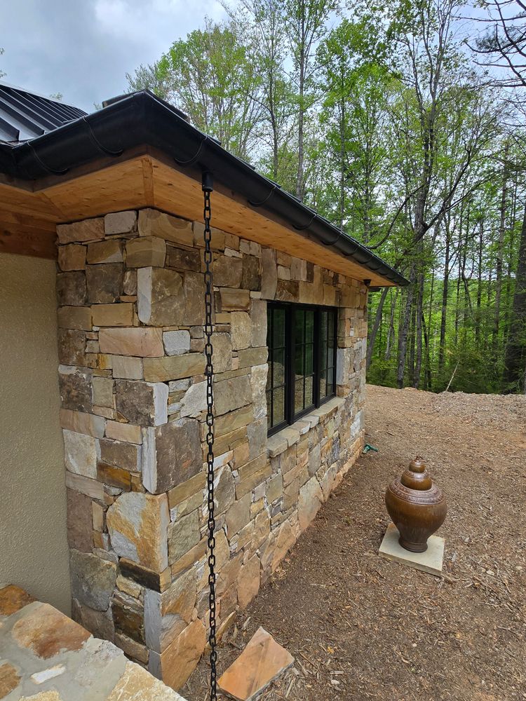 All Photos for Dotson Seamless Guttering in Mars Hill, NC