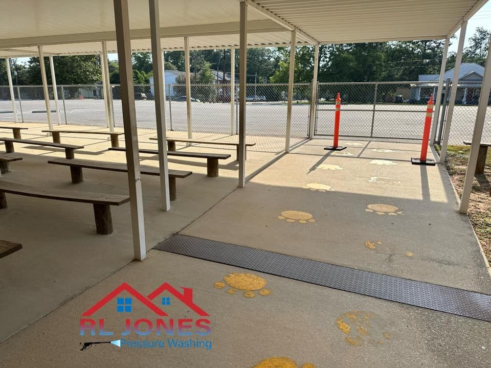 All Photos for RL Jones Pressure Washing  in    Monroeville, AL