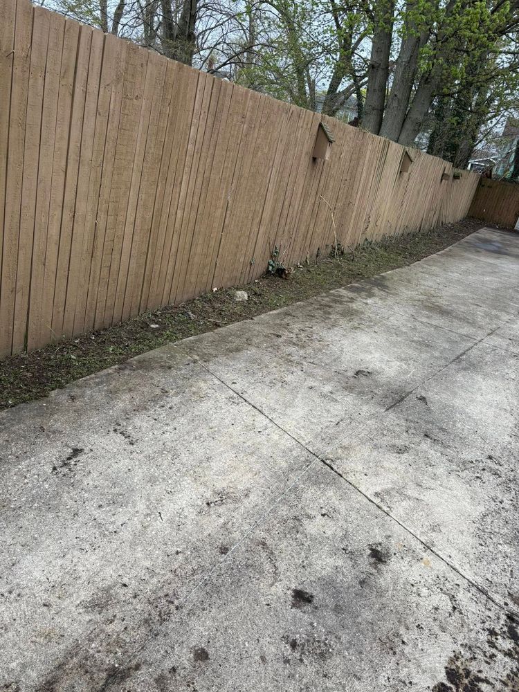 All Photos for Lopez Landscaping & Snow Removal LLC in Conneaut, OH