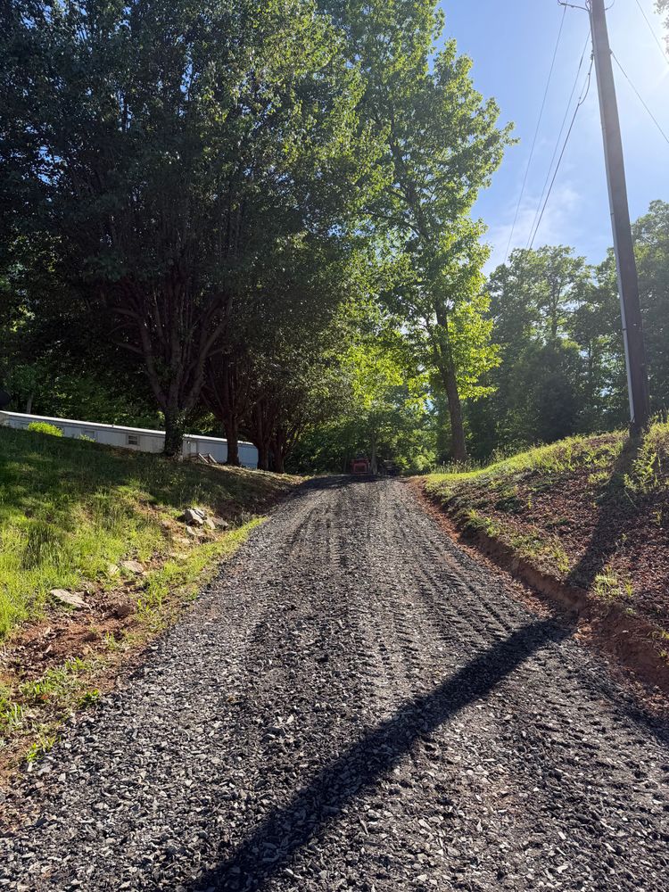All Photos for Hunt’s Hauling & Landworks LLC in Danville, VA