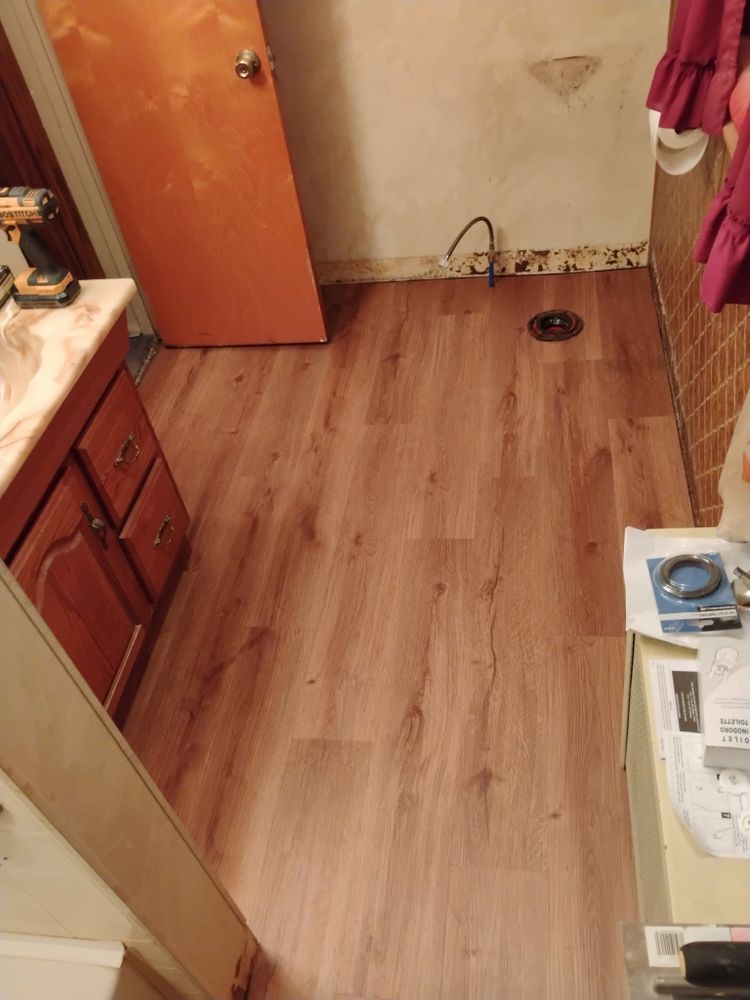 Transform your home with our expert flooring service, offering professional installation and repairs. Whether you prefer hardwood, laminate, or tiles, we ensure quality craftsmanship for a stunning and durable finish. for Kemps’ Handyman Service in Shenandoah, PA