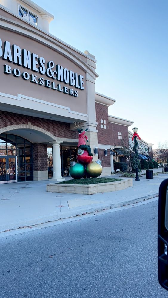 All Photos for Holiday Lighting Solutions in Huntsville, AL