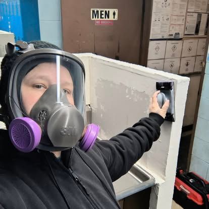 Mid-Mountain Maintenance team in Bonney Lake, WA - people or person