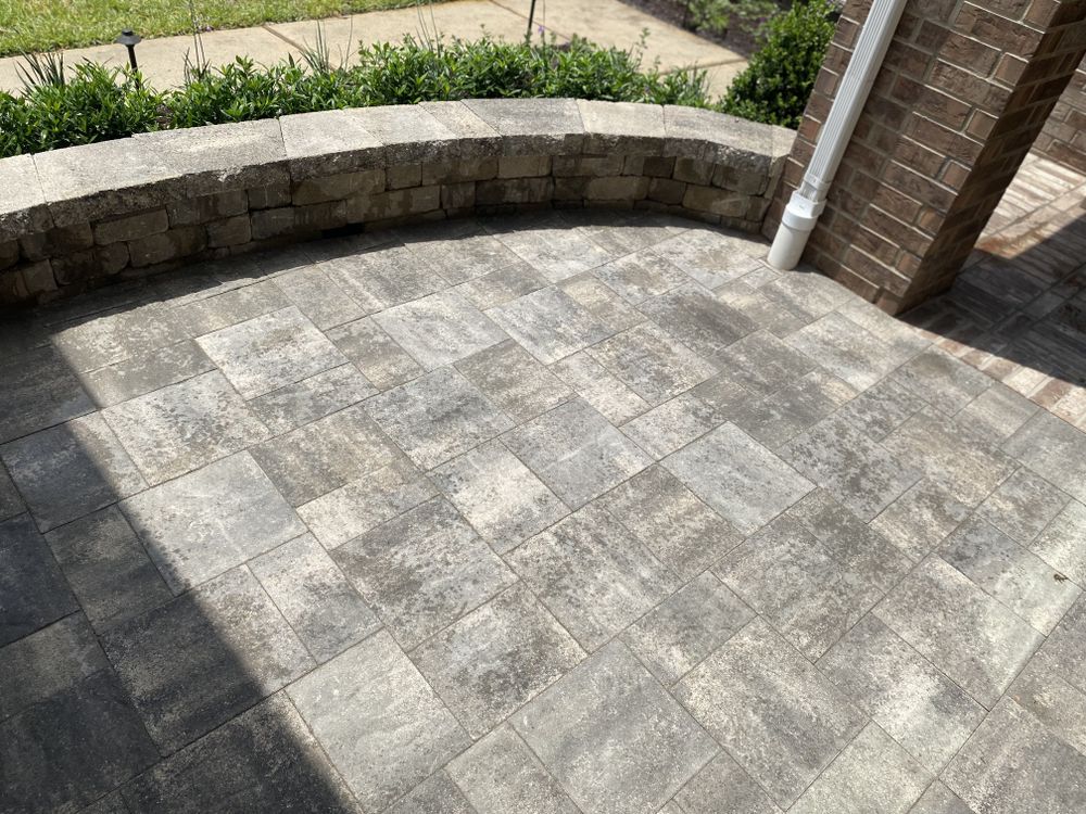 Outdoor Features for Atlas Land Design in Creekside Park, TX