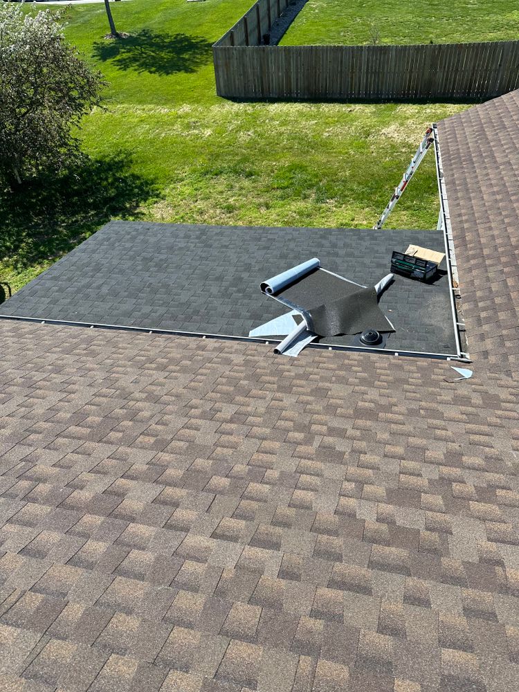 Roofing for Winchester Construction & Remodeling in Cave City, KY