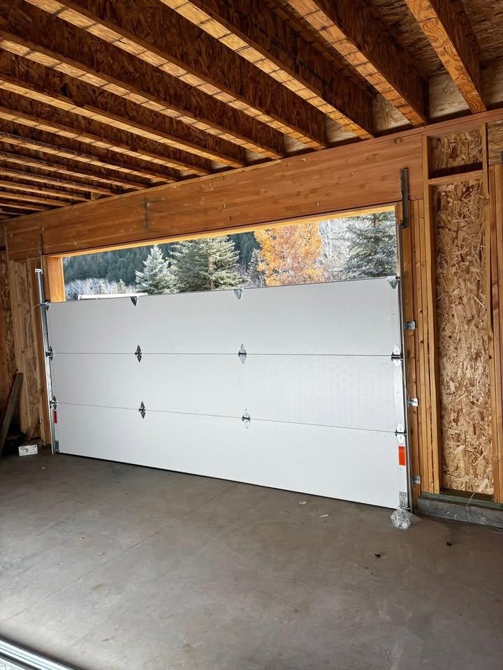 All Photos for Salmon River Garage Door in Challis, ID