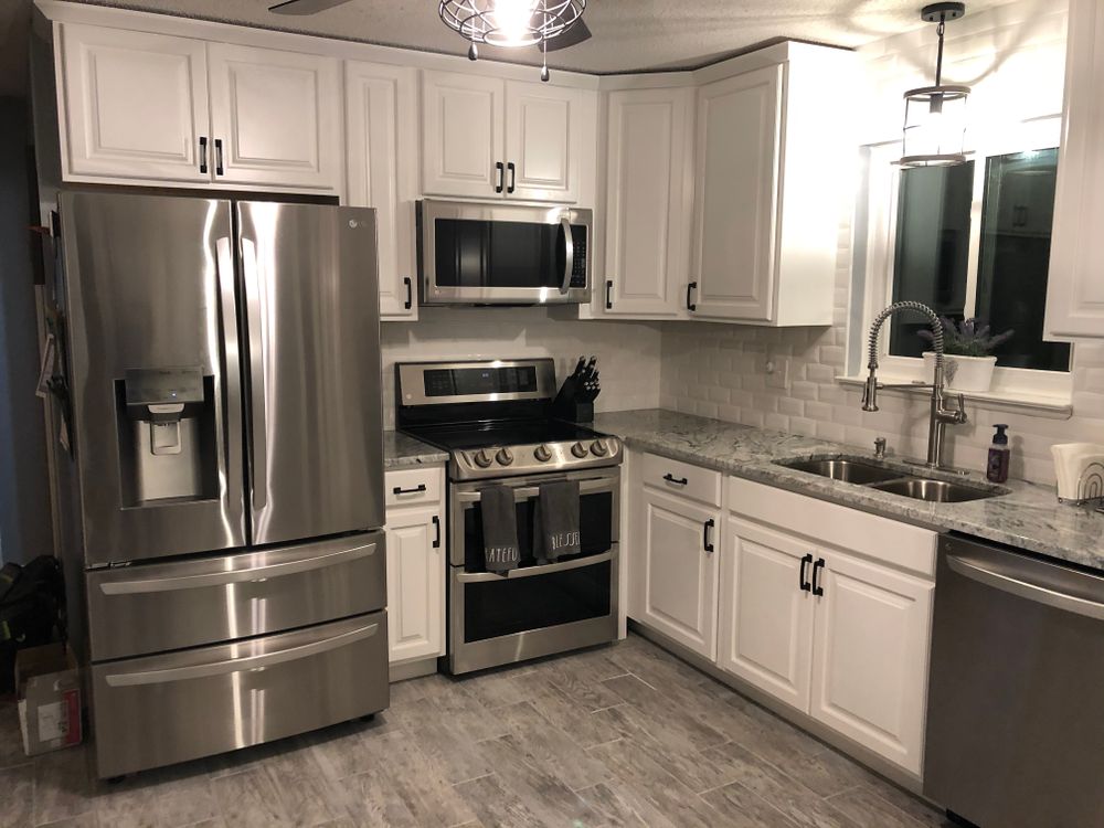 All Photos for Laura Mae Properties in Wolcott, CT