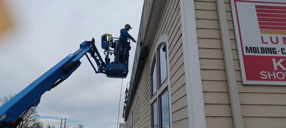 Exterior Painting for B & L Painting LLC in Riverview, MI