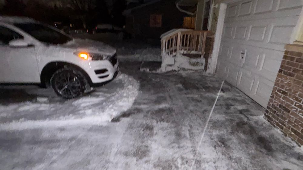 Snow removal for K & I Lawn Care Service  in Eden Prarie, MN