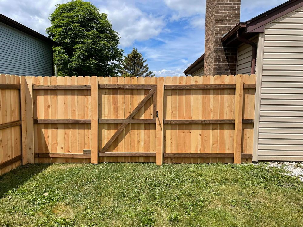 Fences for 5-Star Fencing in McHenry, IL