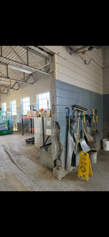 MOWING AND EDGING for Robbie's Lawn Care, LLC in Middletown, OH