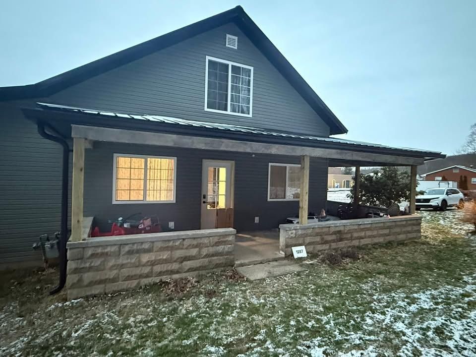 All Photos for Top Hand Roofing and Gutter in Pomeroy, OH