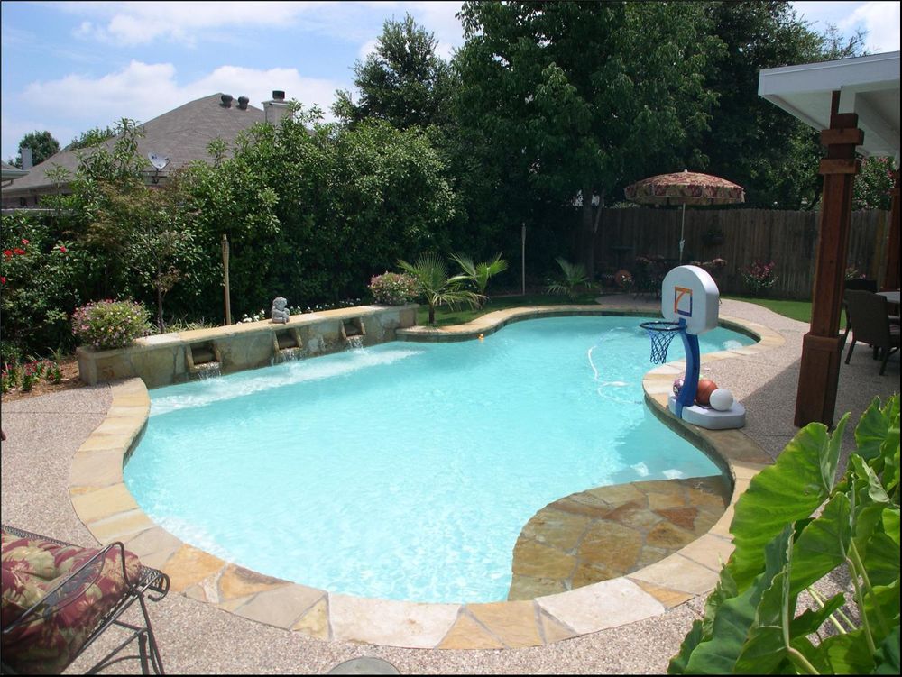 Custom Pool Construction for Out Back Pool and Spa Creations in The Woodlands, TX