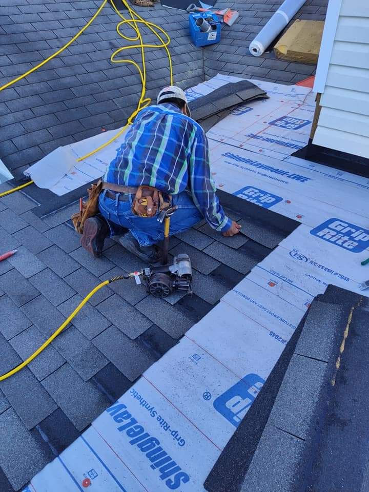 Roof repair and replace  for Rick's creative home improvement and repair in Atlanta, GA