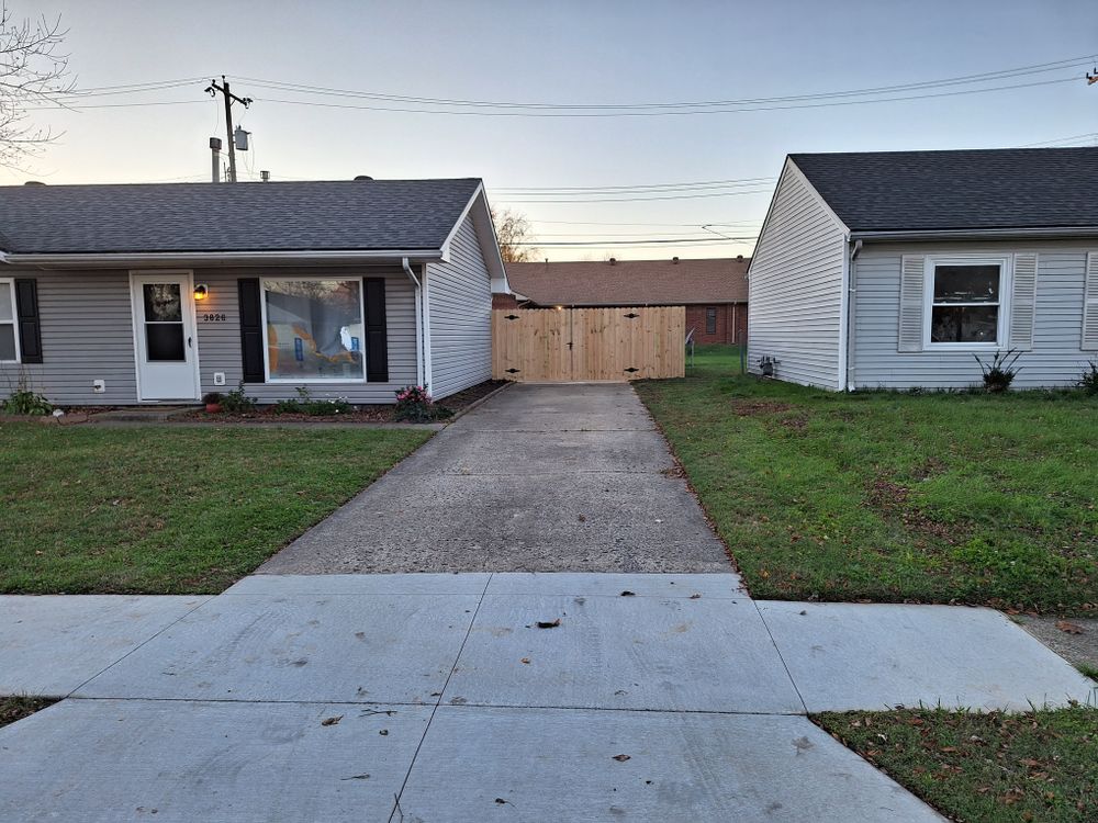 All Photos for Apex Fence in Henderson, KY