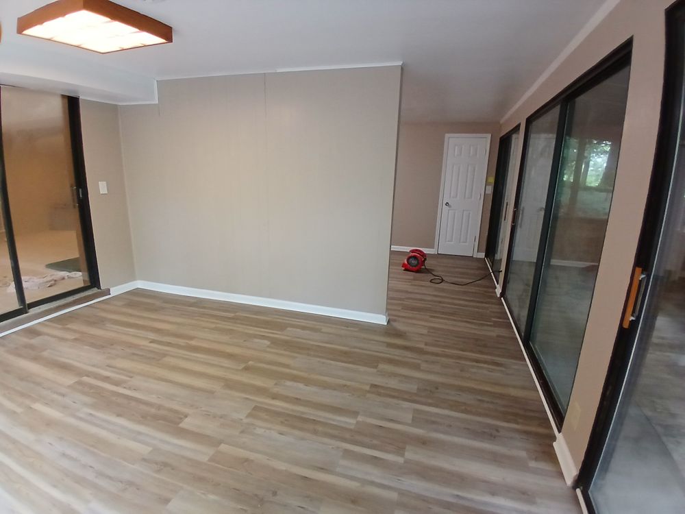 exterior painting and flooring for Dead Tree General Contracting in Carbondale, Illinois