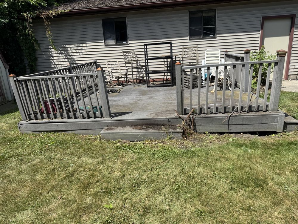 Landscaping Lawn Care for Daugherty's Tough Lawn Care in Essexville, MI